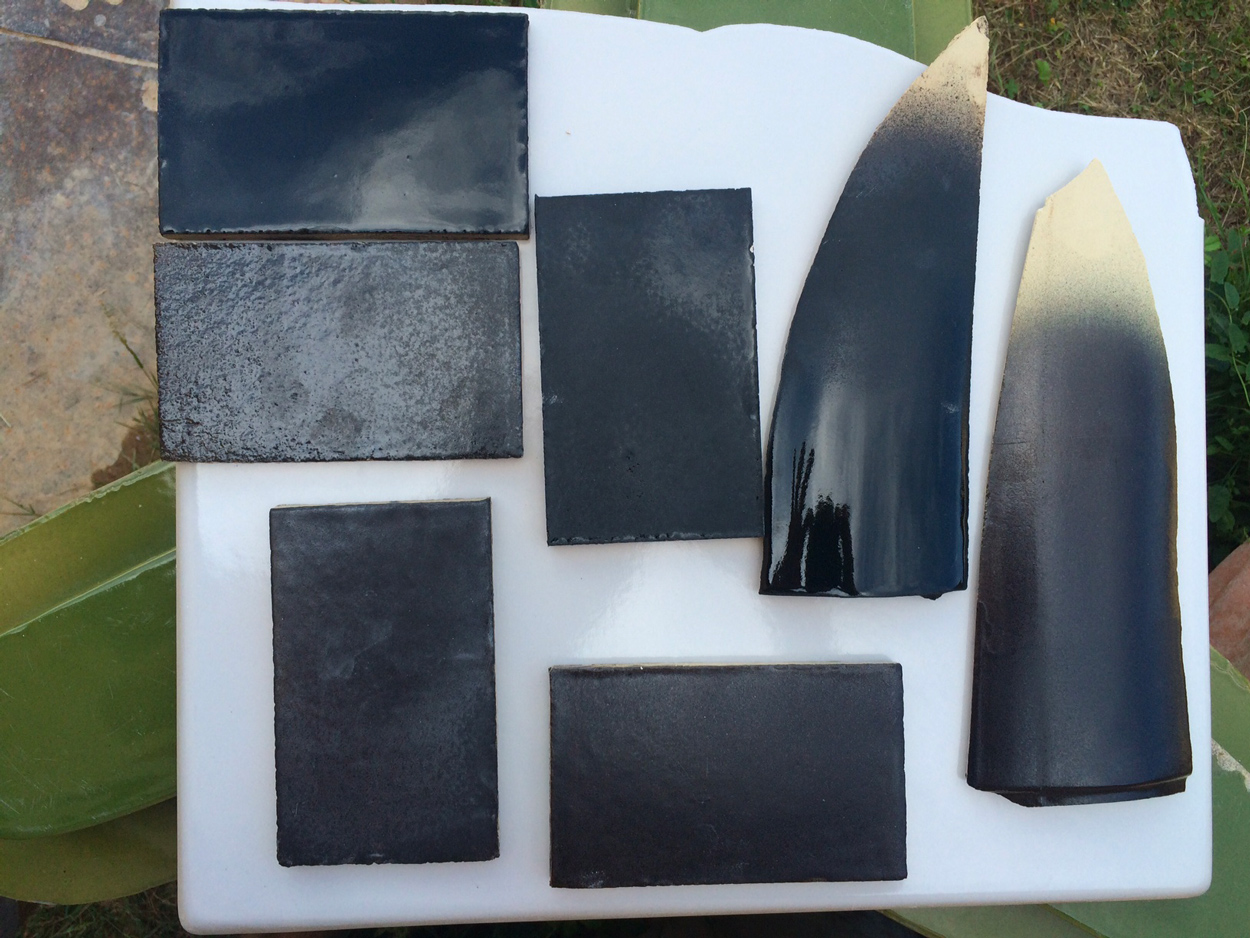 exposition-clement-brazille-table-ceramique-design-peter-kammermann-carouge-geneve