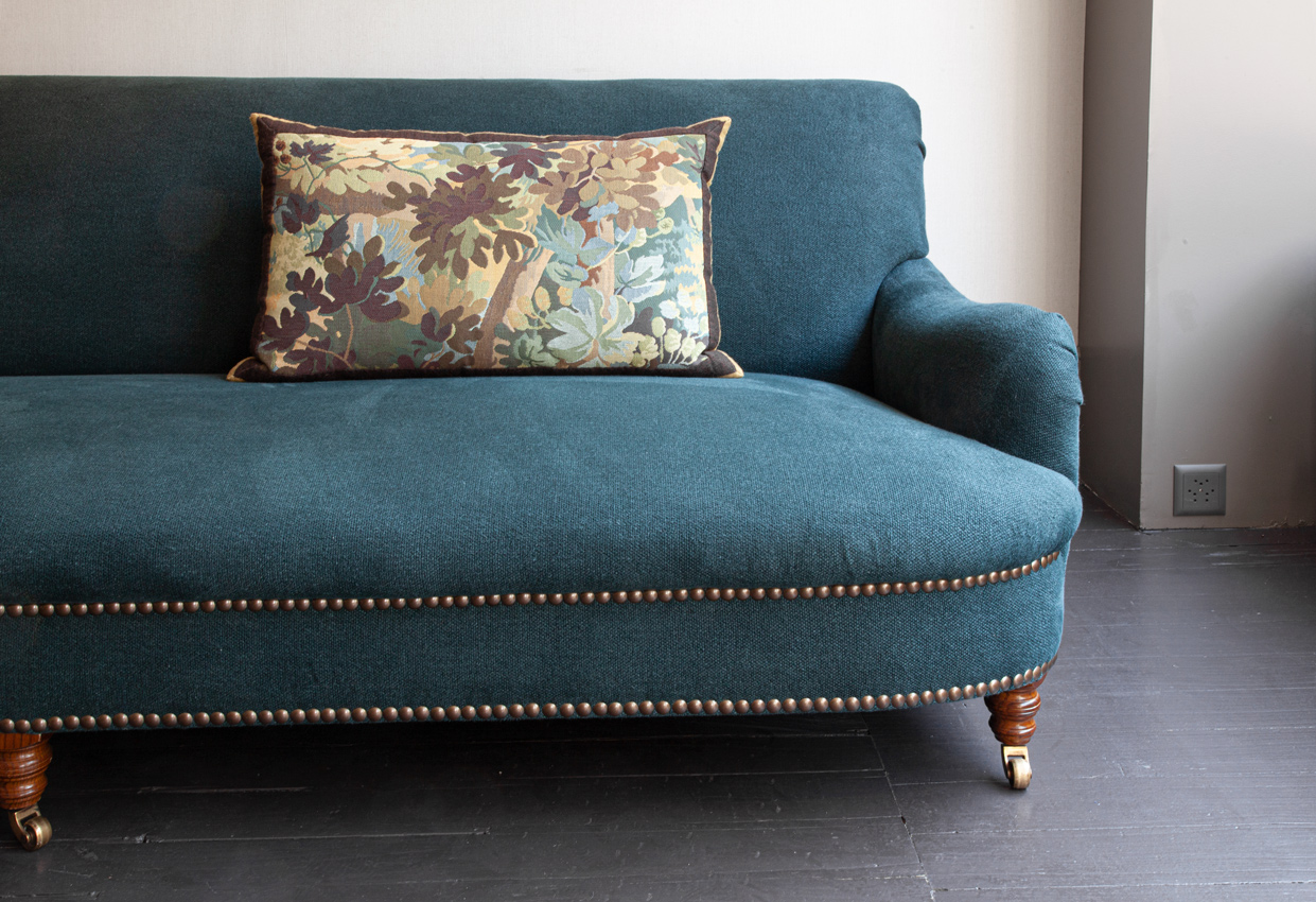 sofa-george-smith-peter-kammermann-decorateur-carouge-geneve