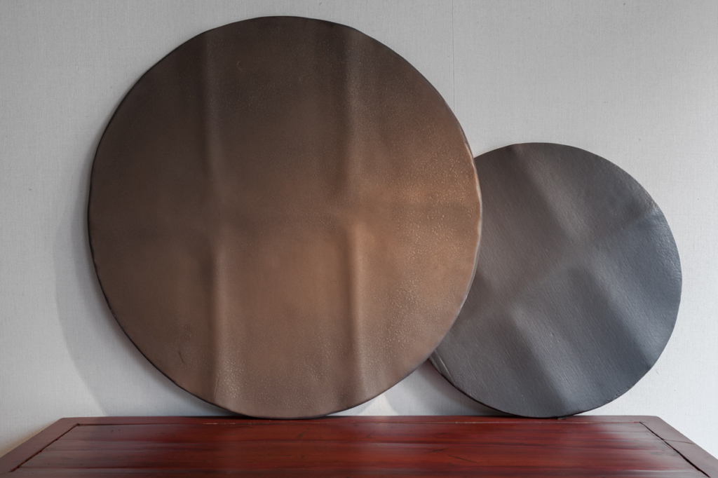 table-plateau-en-gres-design-clement-brazille-peter-kammermann-geneve-piece-unique